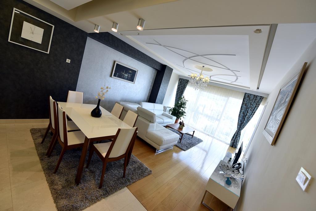 Luxury Apartments Mia บุดวา ภายนอก รูปภาพ
