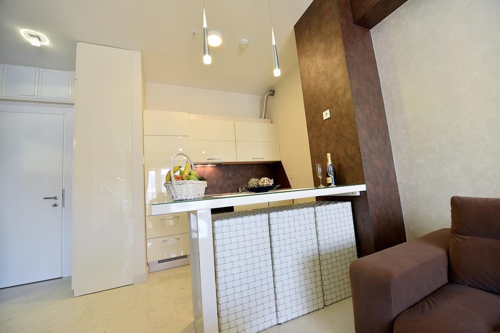 Luxury Apartments Mia บุดวา ภายนอก รูปภาพ