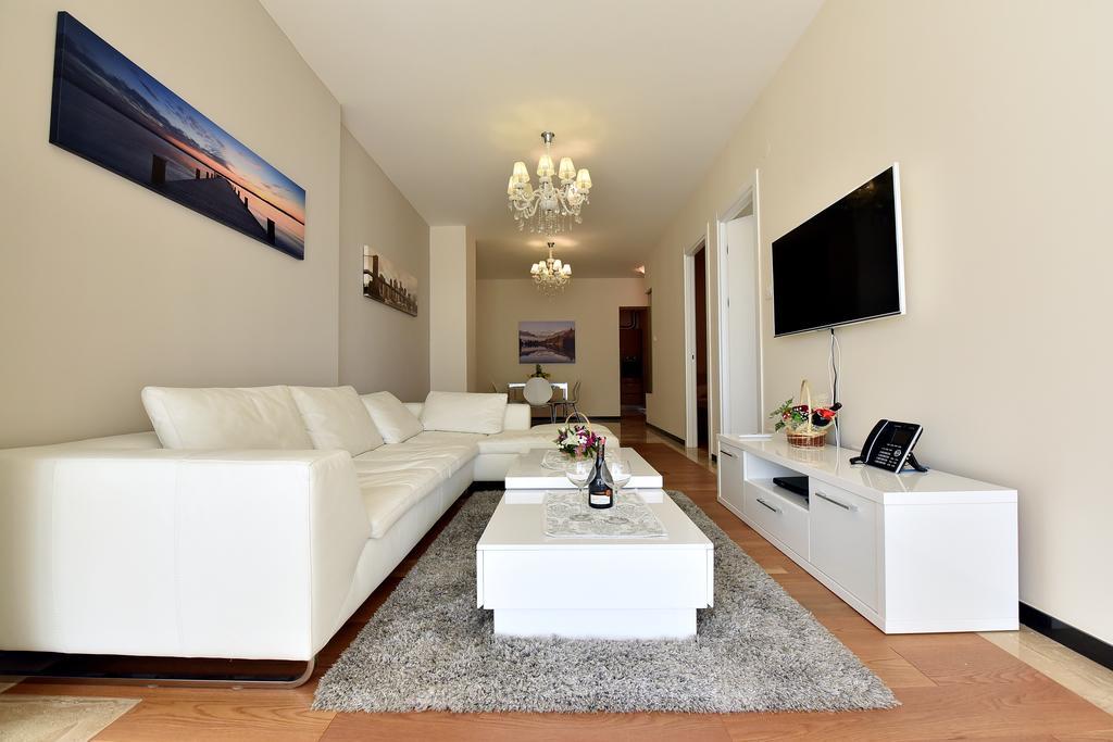 Luxury Apartments Mia บุดวา ภายนอก รูปภาพ